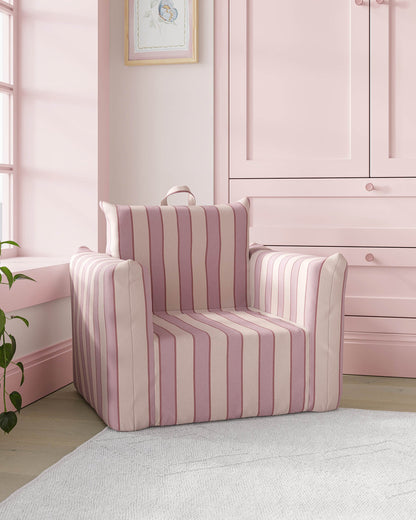 Le fauteuil Hug Mini en sergé