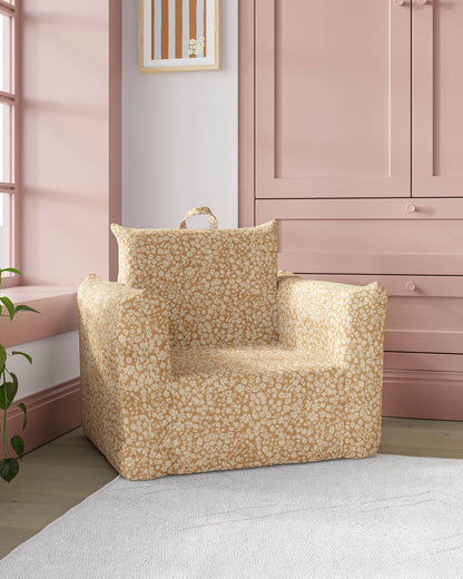 Le fauteuil Hug Mini en jacquard
