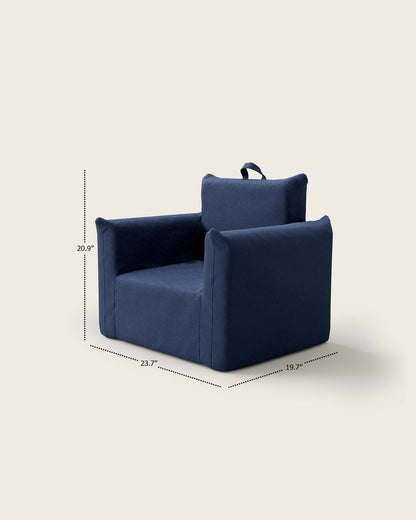 Le fauteuil Hug Mini en sergé