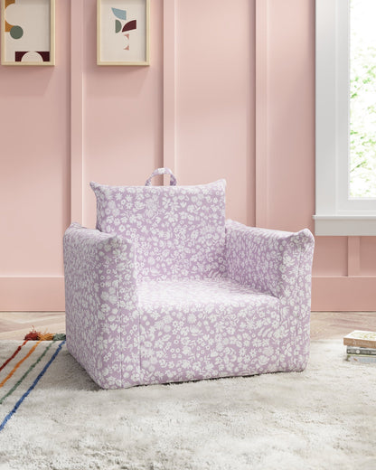 Le fauteuil Hug Mini en sergé