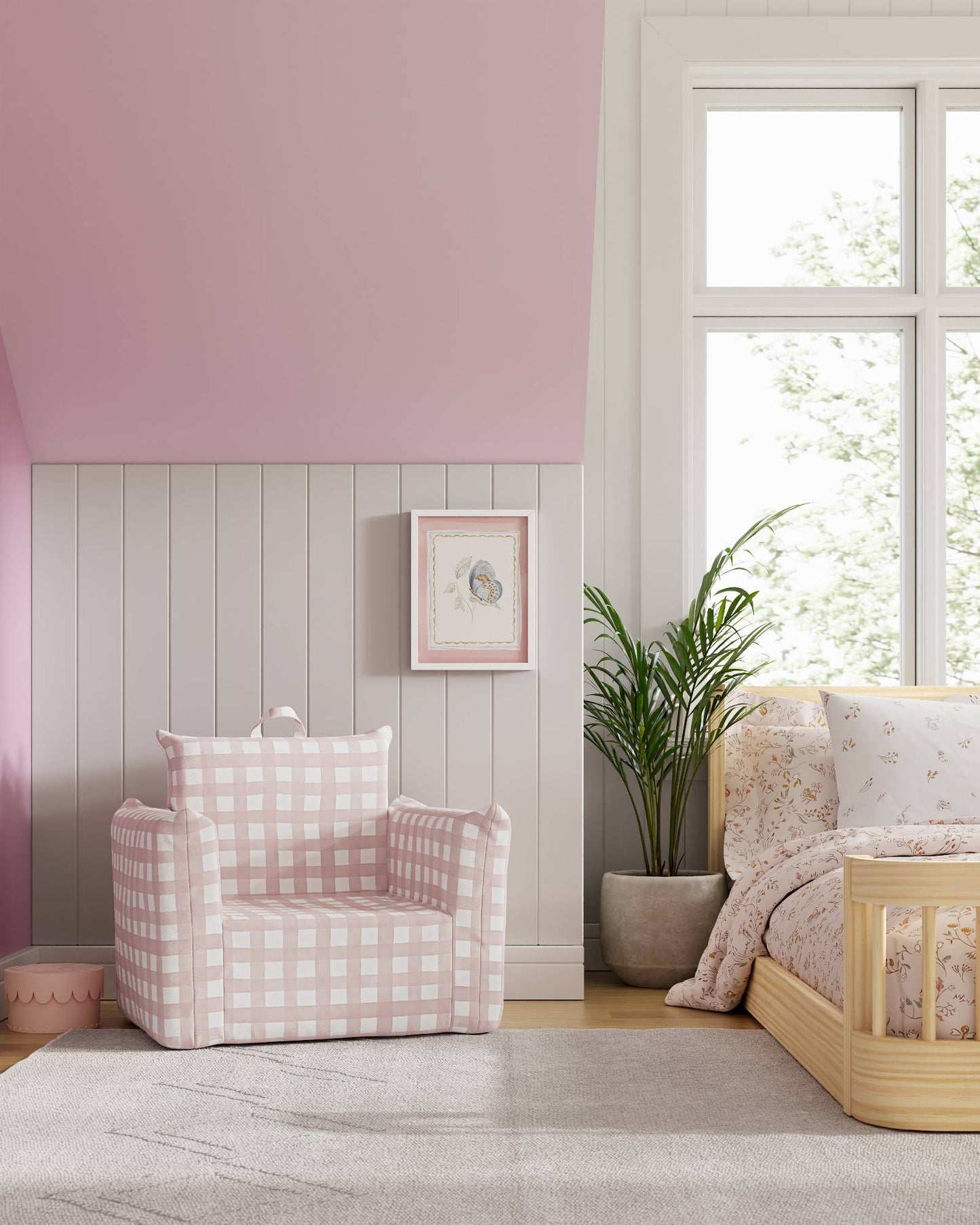 Le fauteuil Hug Mini en sergé