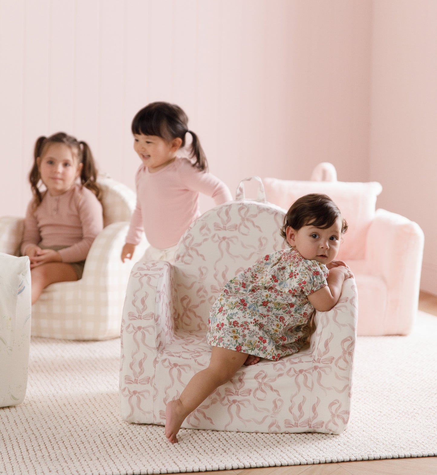 La mini-chaise Hop en sergé