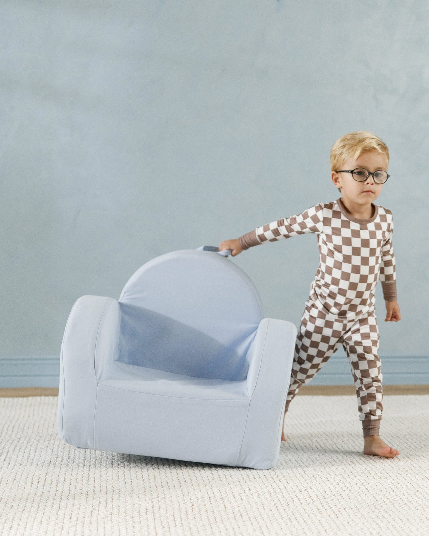 La mini-chaise Hop en sergé