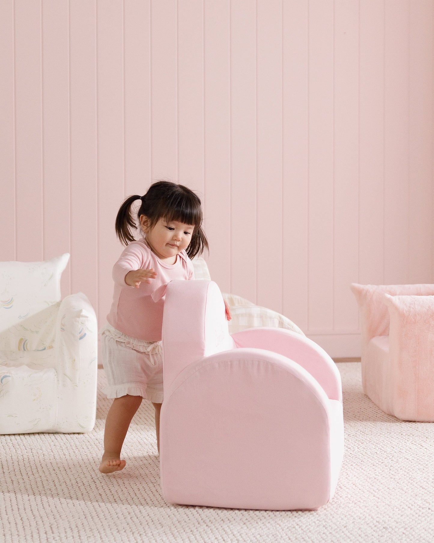 La mini-chaise Hop en sergé